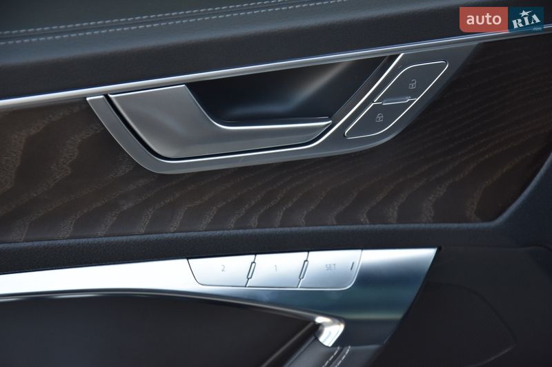Седан Audi A6 2023 в Львове