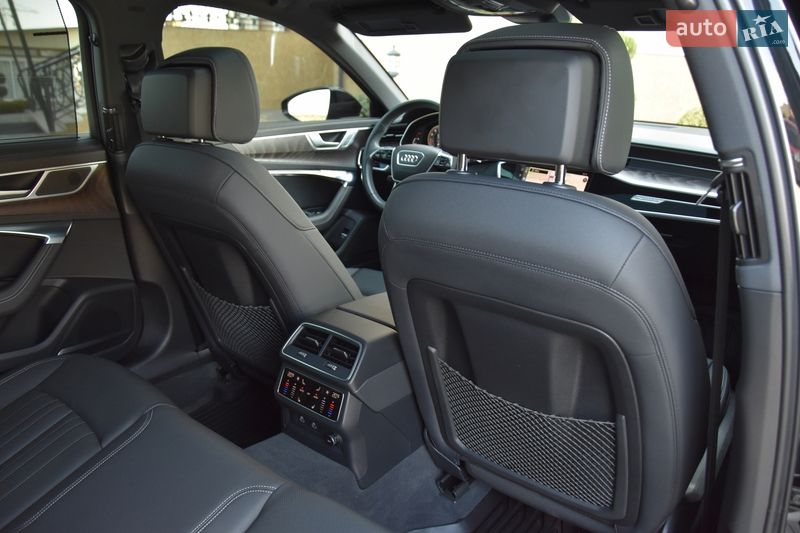 Седан Audi A6 2023 в Львове