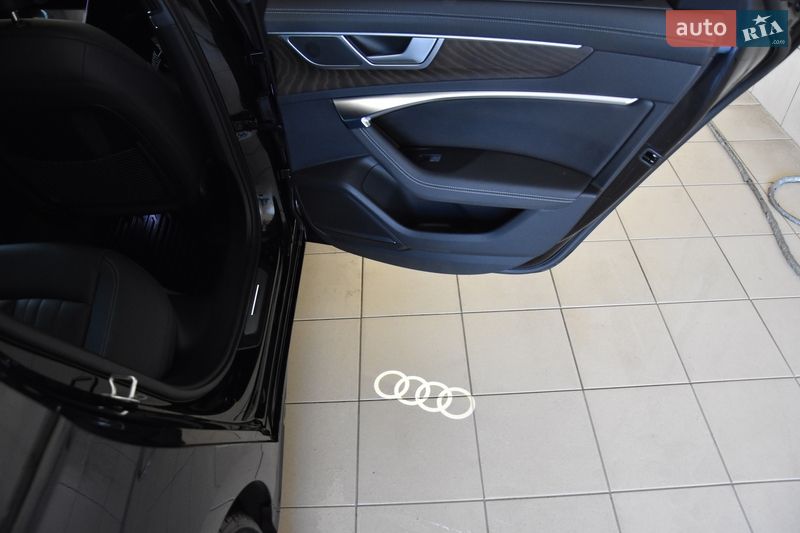 Седан Audi A6 2023 в Львове