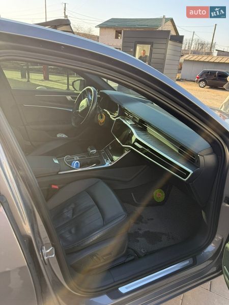 Седан Audi A6 2021 в Виннице
