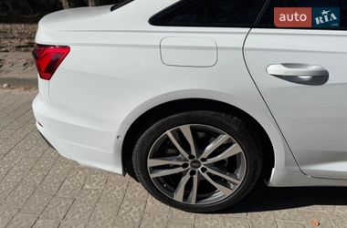 Седан Audi A6 2022 в Львове