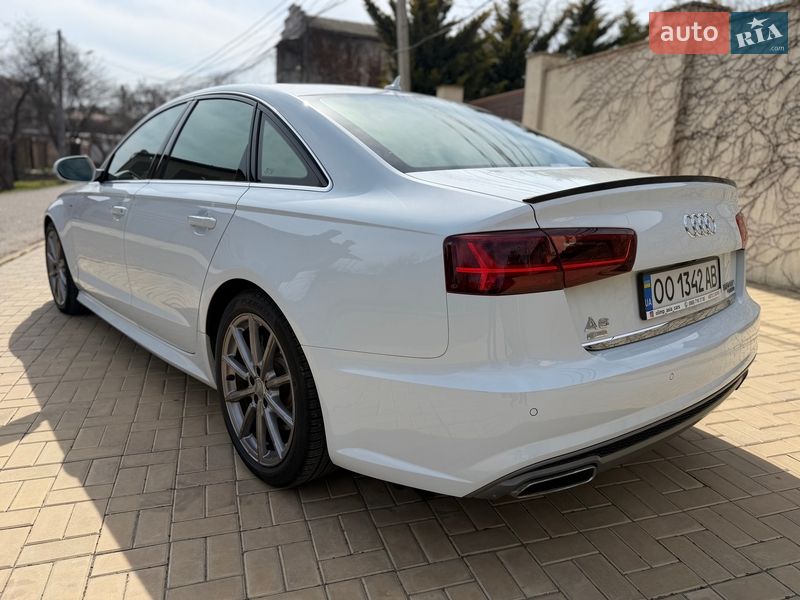 Седан Audi A6 2015 в Одессе