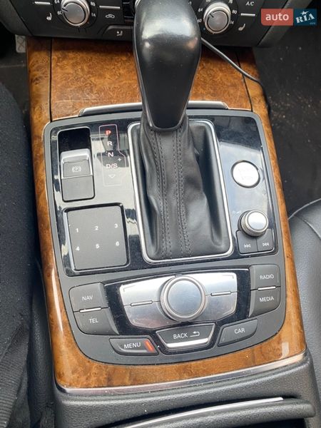 Седан Audi A6 2015 в Долині