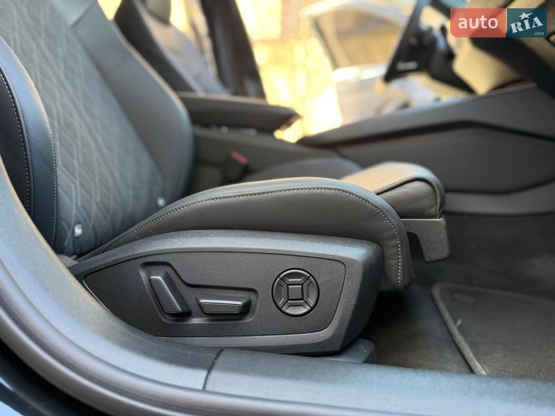 Седан Audi A6 2025 в Львове