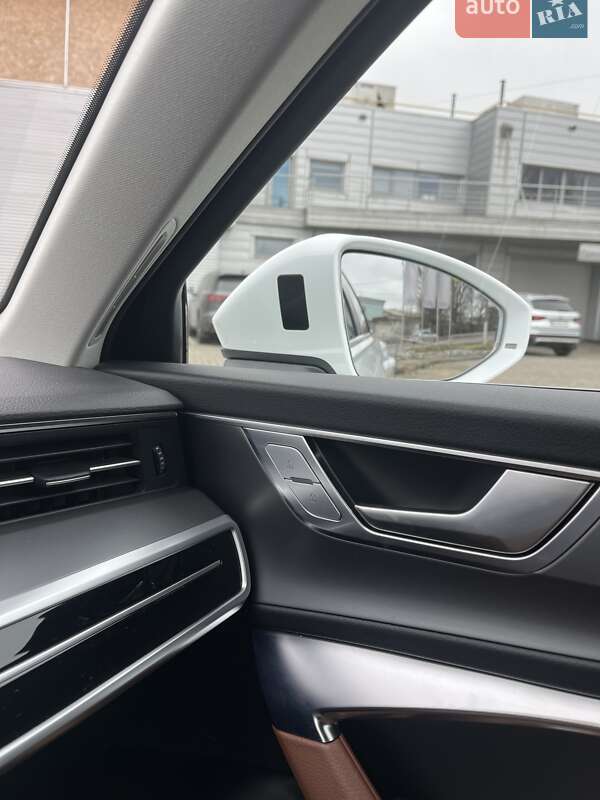 Седан Audi A6 2023 в Днепре