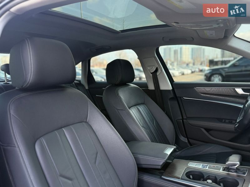 Седан Audi A6 2018 в Киеве