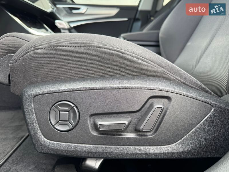 Универсал Audi A6 2019 в Киеве