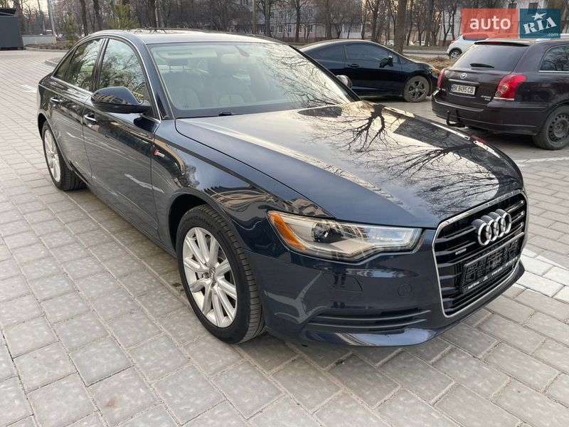 Седан Audi A6 2013 в Ровно