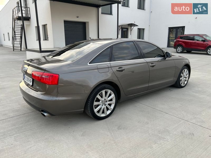 Седан Audi A6 2014 в Луцке