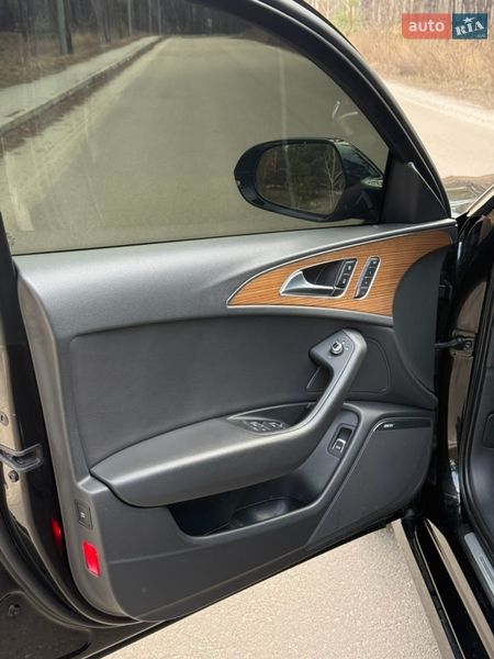 Седан Audi A6 2015 в Киеве