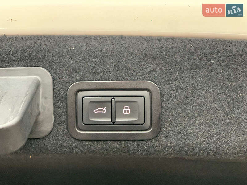 Седан Audi A6 2015 в Виннице