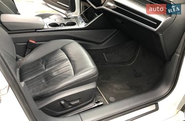 Седан Audi A6 2018 в Киеве
