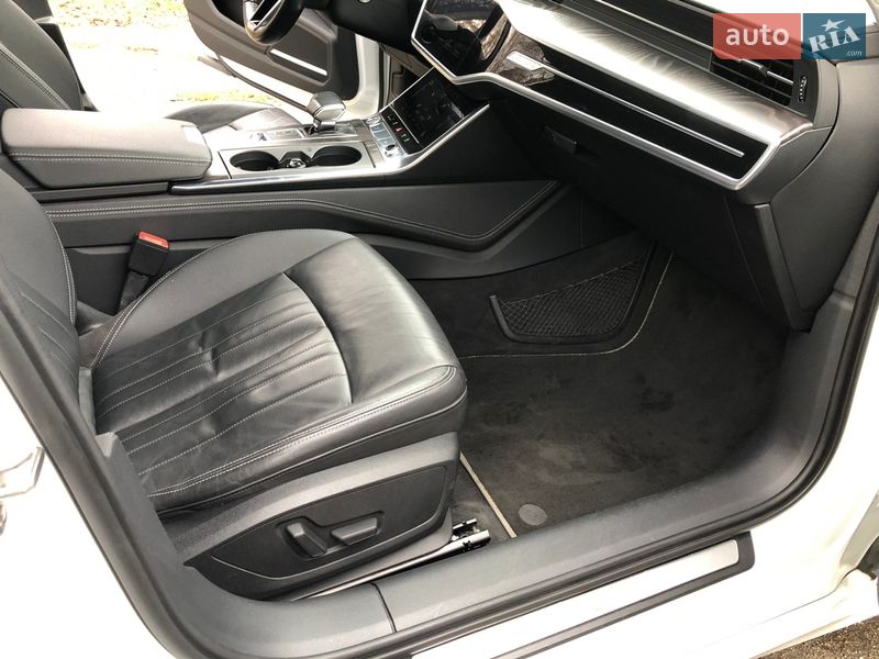Седан Audi A6 2018 в Киеве
