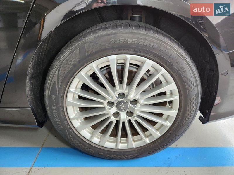 Седан Audi A6 2019 в Киеве