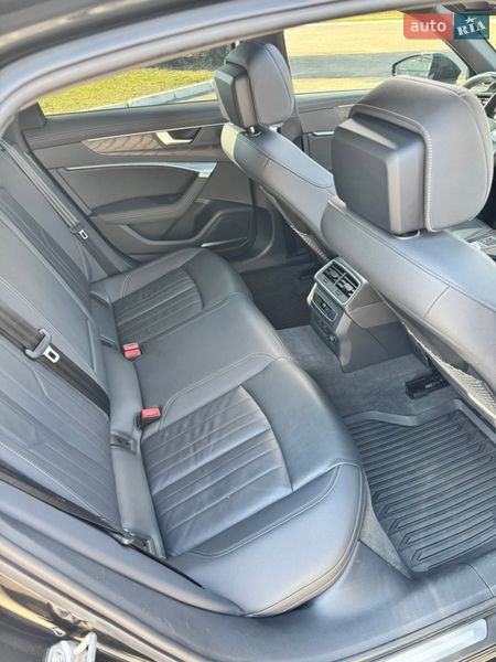 Седан Audi A6 2020 в Ровно