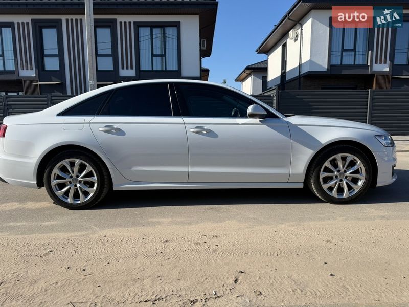 Седан Audi A6 2016 в Киеве