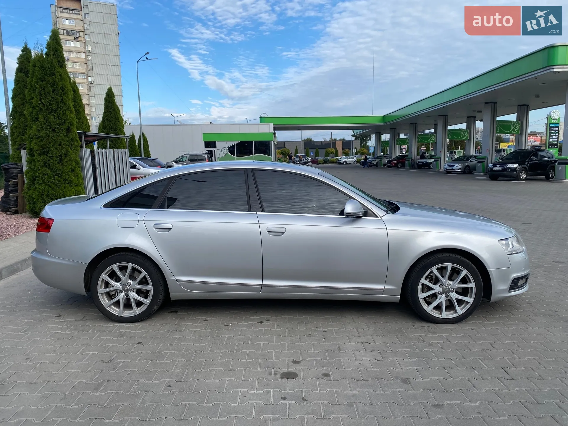 Audi A6 2010 VIN WAUFGAFB6AN076537 фото оголошення 4 з 26