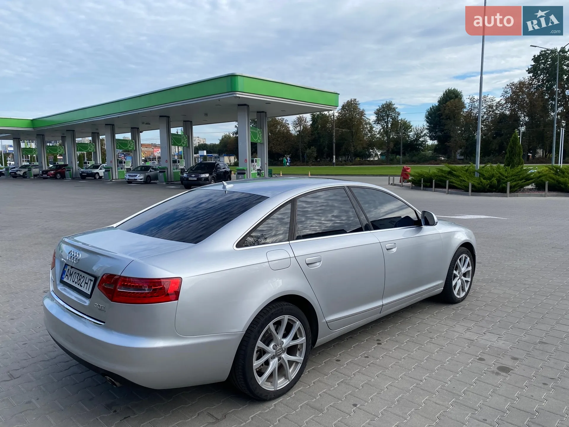 Audi A6 2010 VIN WAUFGAFB6AN076537 фото оголошення 6 з 26