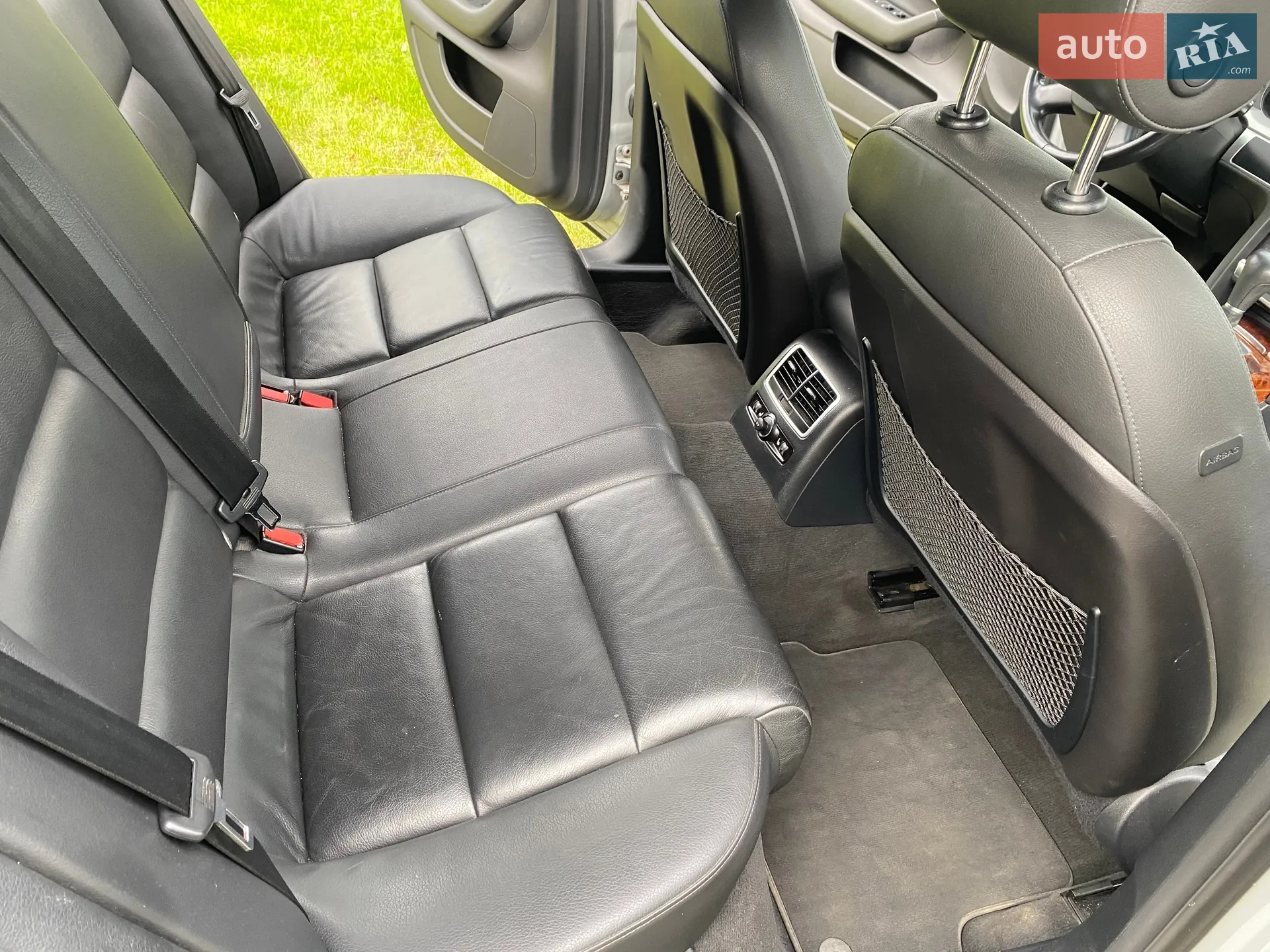 Audi A6 2010 VIN WAUFGAFB6AN076537 фото оголошення 9 з 26