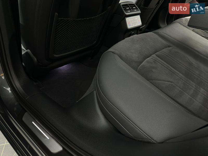 Седан Audi A6 2022 в Казатине