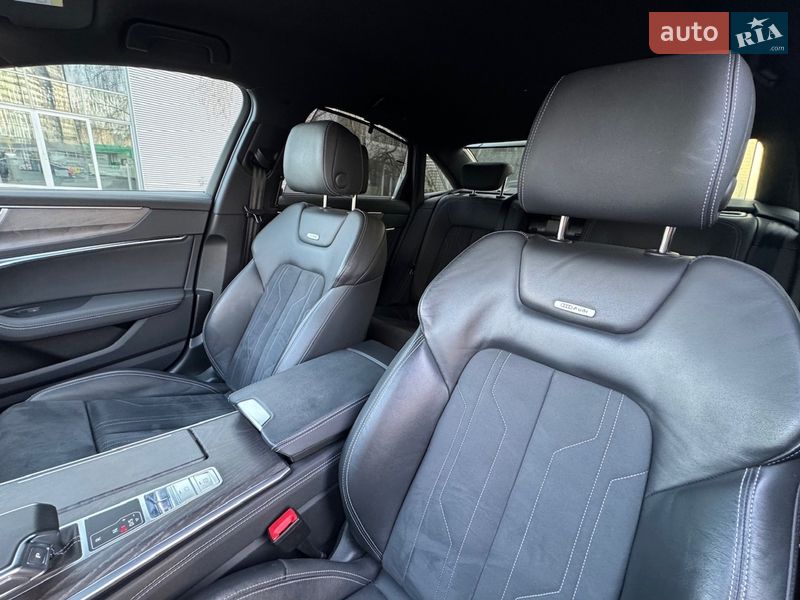 Седан Audi A6 2023 в Києві