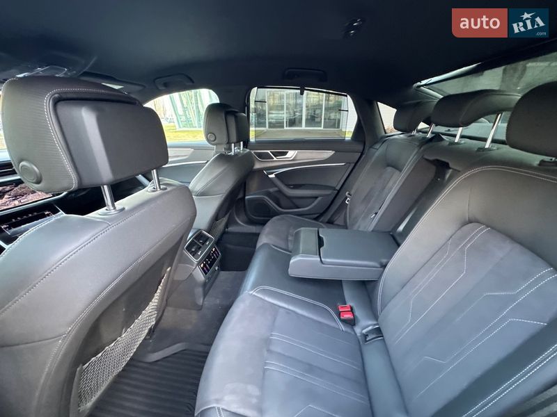 Седан Audi A6 2023 в Києві