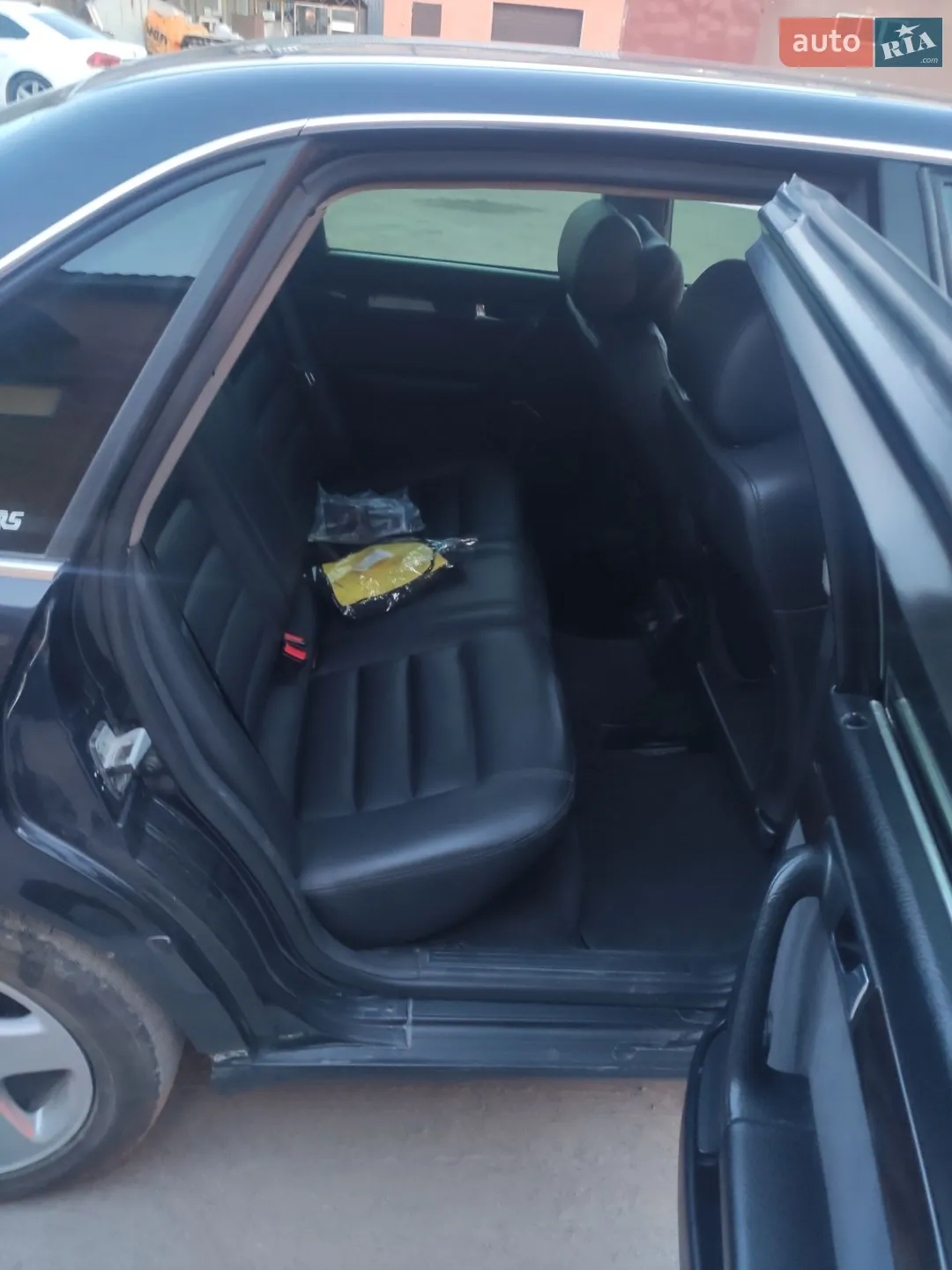 Audi A6 1997 VIN WAUZZZ4AZVN045877 фото оголошення 4 з 8
