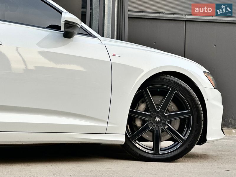 Седан Audi A6 2018 в Киеве