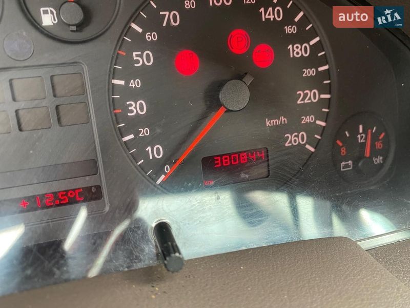 Седан Audi A6 2000 в Краматорске