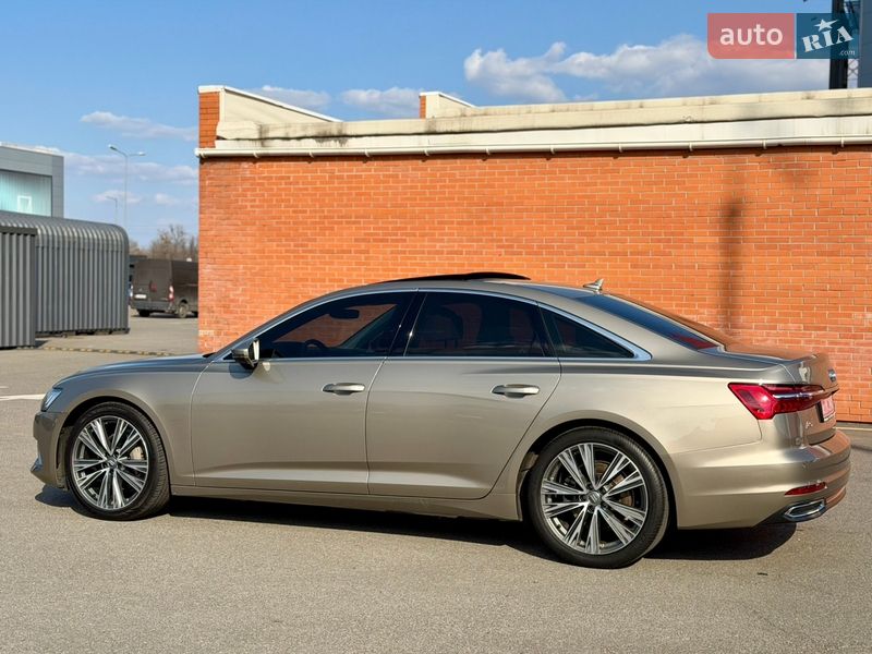 Седан Audi A6 2019 в Киеве