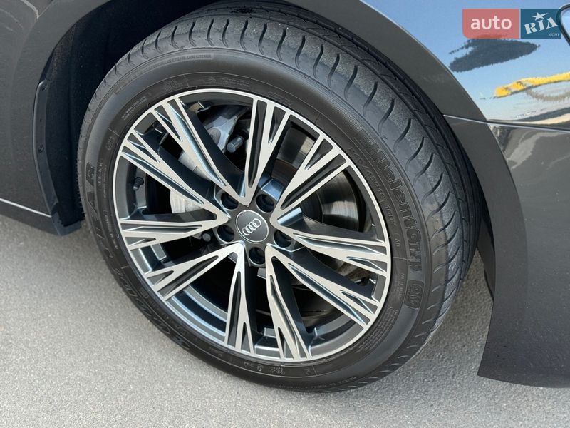 Седан Audi A6 2021 в Києві