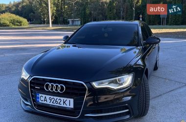 Седан Audi A6 2012 в Каневе