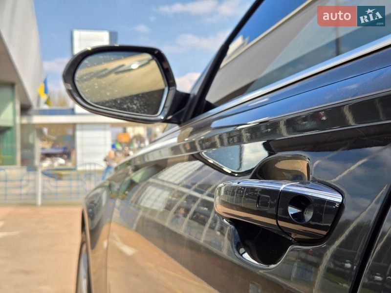 Седан Audi A6 2017 в Киеве