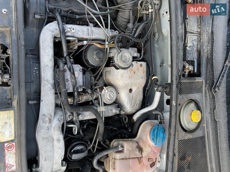 Універсал Audi A6 1999 в Чернівцях
