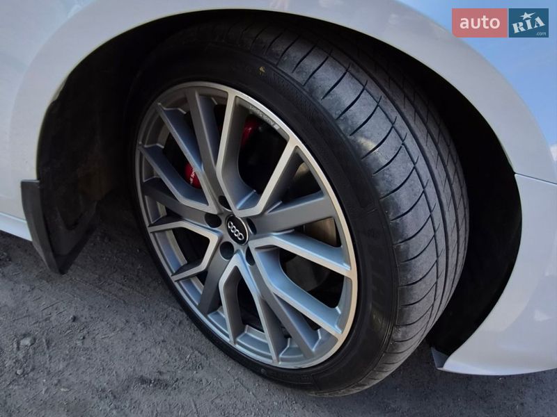 Універсал Audi A6 2018 в Тальному