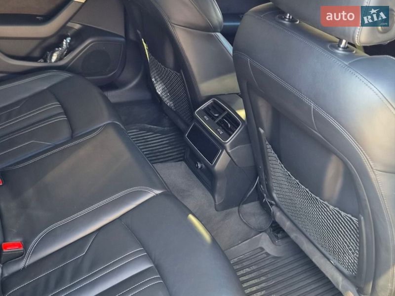 Універсал Audi A6 2018 в Тальному