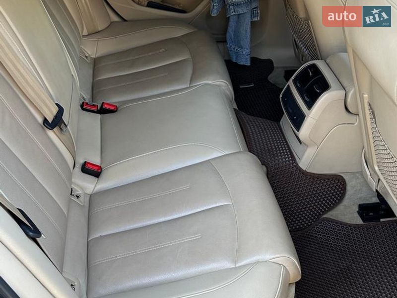 Седан Audi A6 2013 в Львові