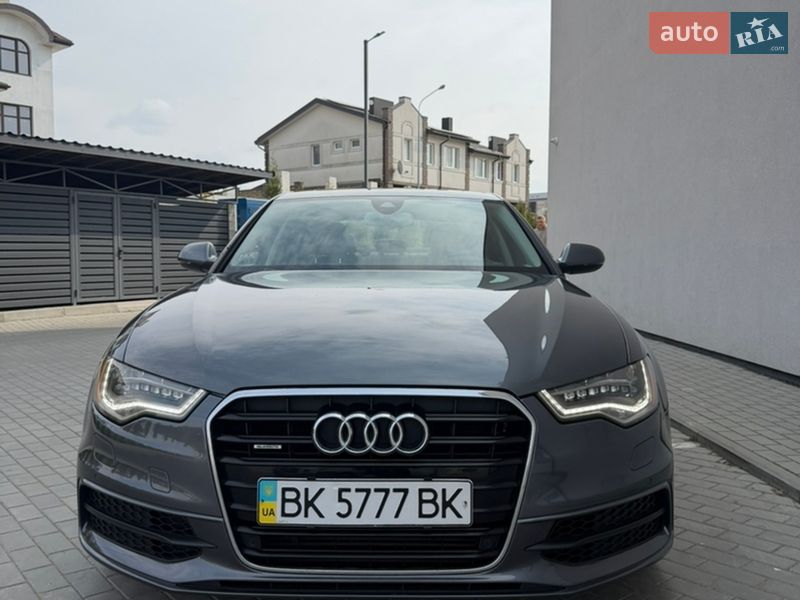 Седан Audi A6 2014 в Ровно