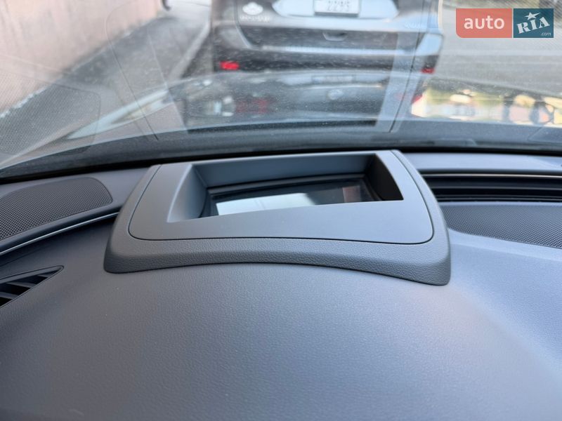 Седан Audi A6 2014 в Ровно