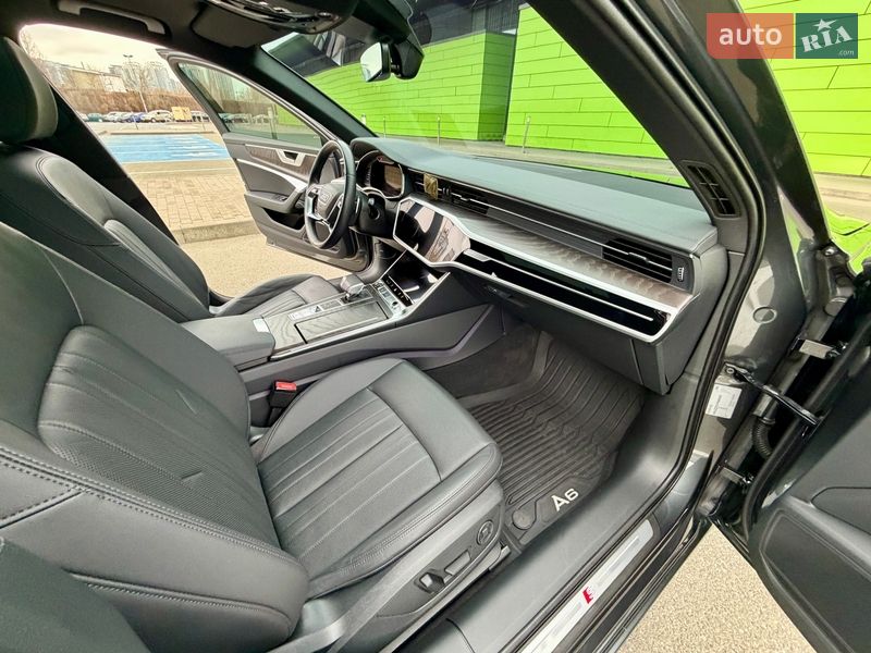 Седан Audi A6 2022 в Киеве