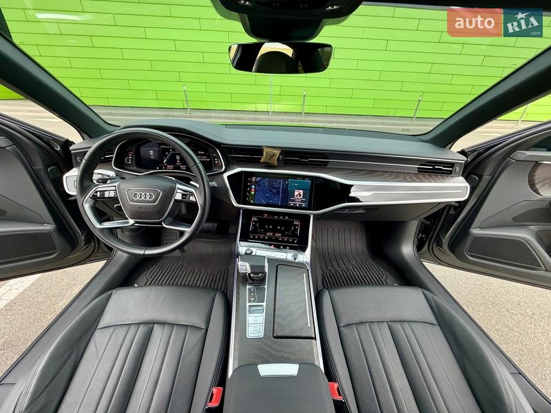 Седан Audi A6 2022 в Киеве