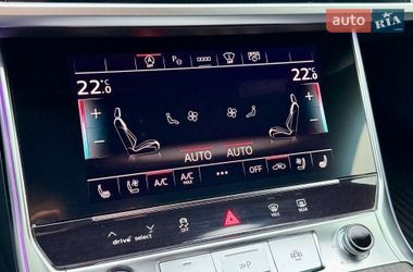 Седан Audi A6 2022 в Киеве