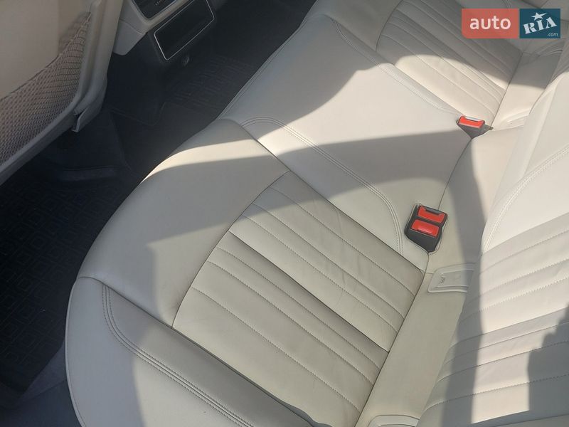 Универсал Audi A6 2019 в Любомле