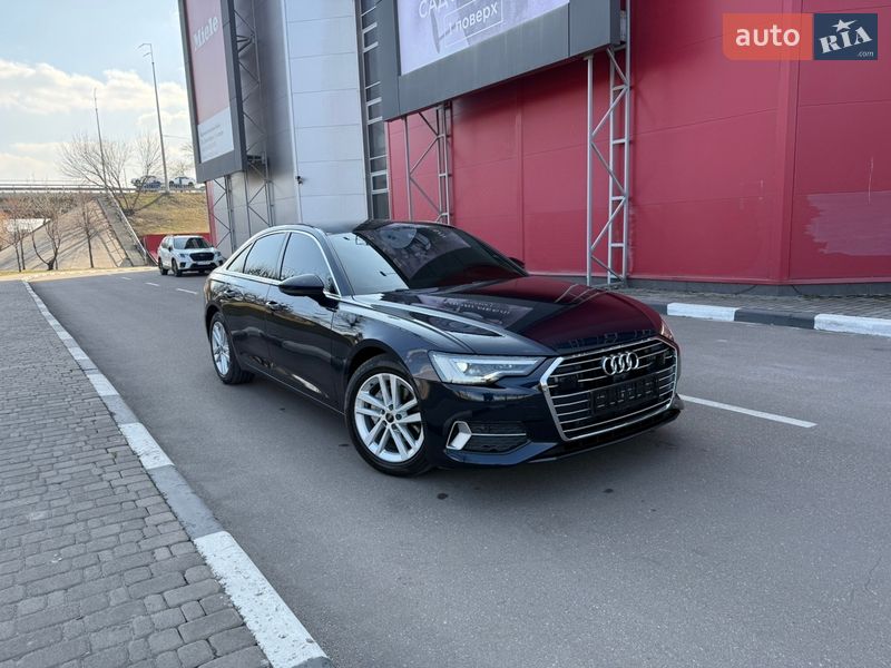 Седан Audi A6 2023 в Киеве