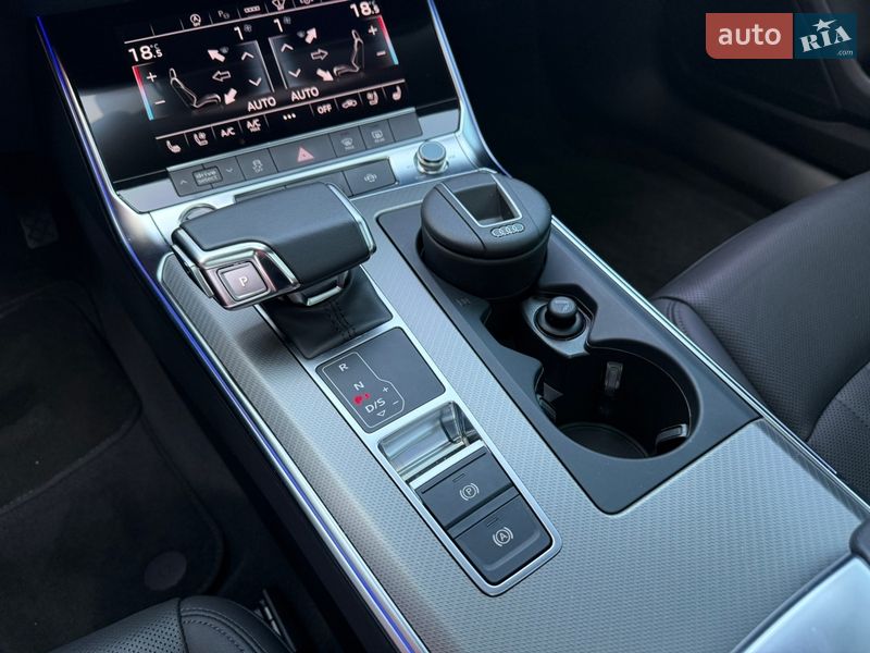 Седан Audi A6 2023 в Киеве