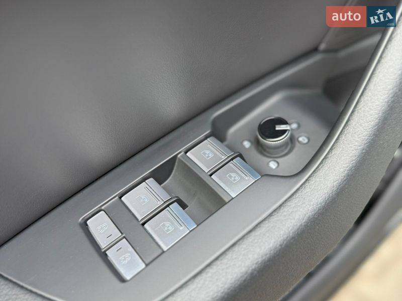 Седан Audi A6 2021 в Киеве