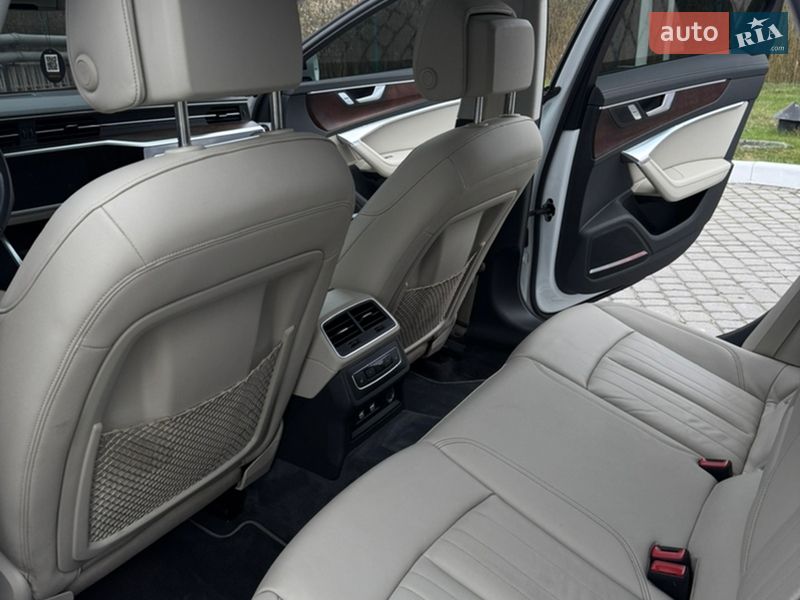 Седан Audi A6 2019 в Львове