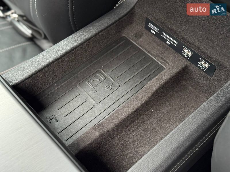 Седан Audi A6 2018 в Луцке