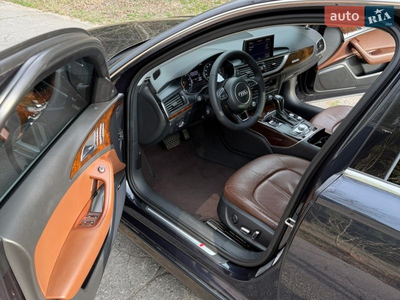Седан Audi A6 2015 в Кременчуге