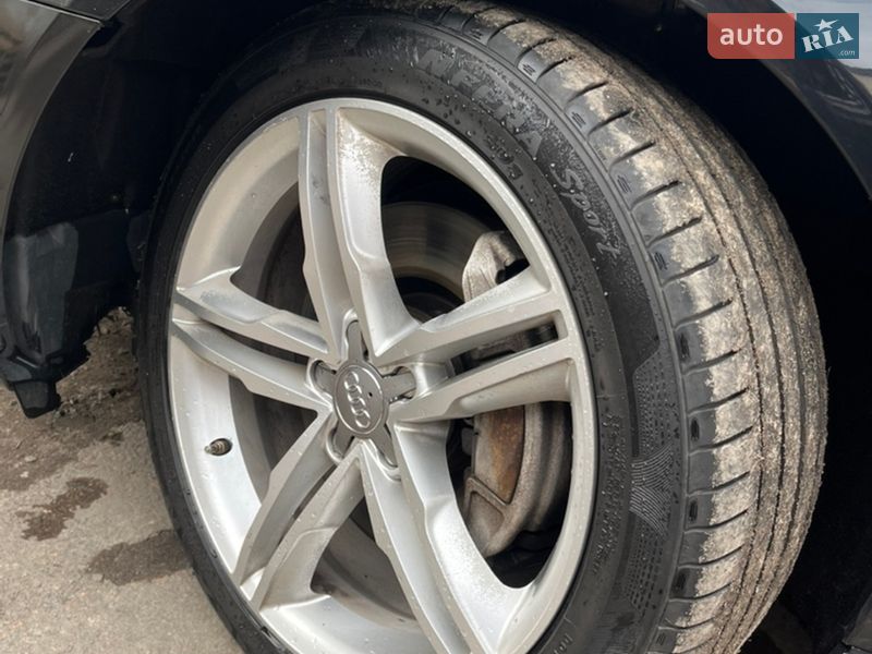 Седан Audi A6 2012 в Кобеляках